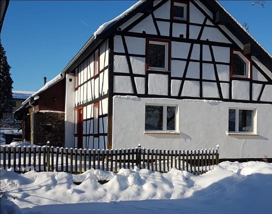 Super Gemuetlich - Daspaterhaus Monschau Bagian luar foto